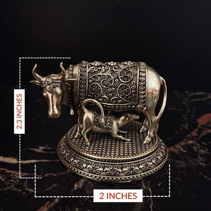 Brass Kamdhenu Cow & Calf Idol (2.3 Inches)
