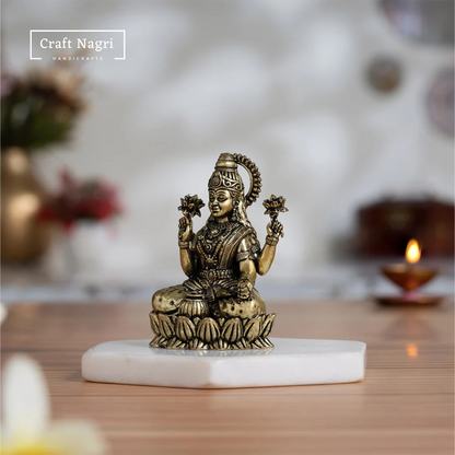 Brass Goddess Lakshmi Idol (2 Inches)